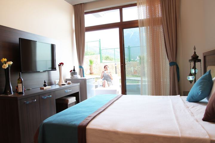 Room 3 of 21