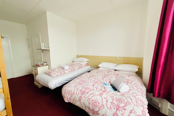 Room 49 of 131