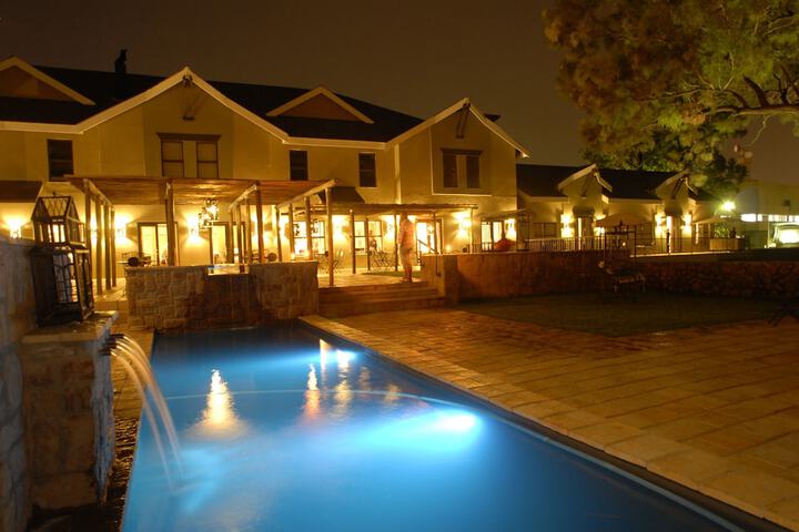 Hotel with Pool