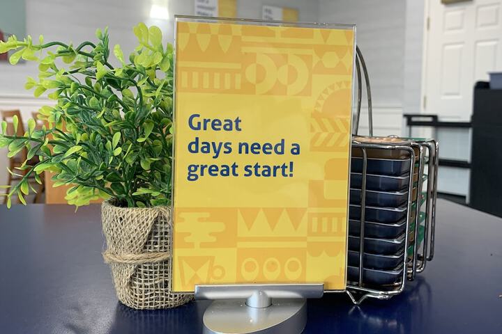 Breakfast/Coffee Service 28 of 30