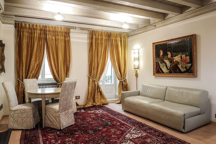 Room 15 of 44