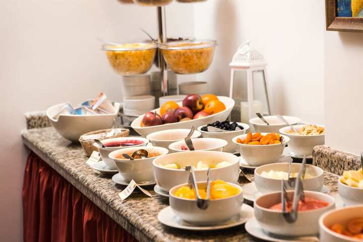 Breakfast/Coffee Service 64 of 103
