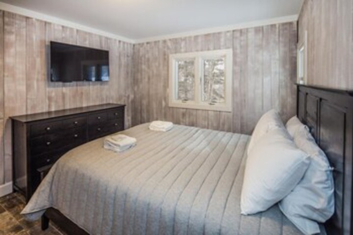 Room 18 of 22