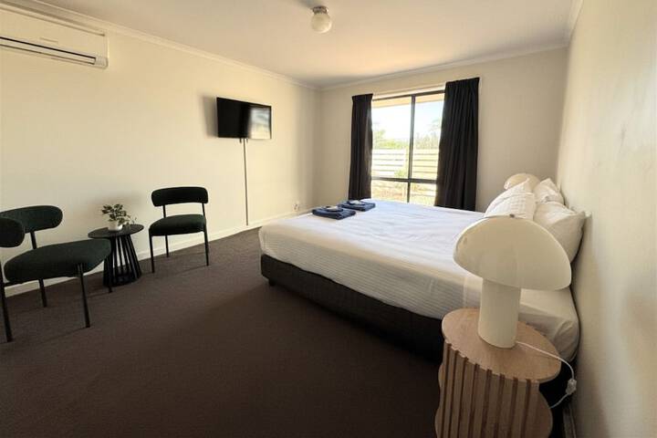 Room 16 of 68