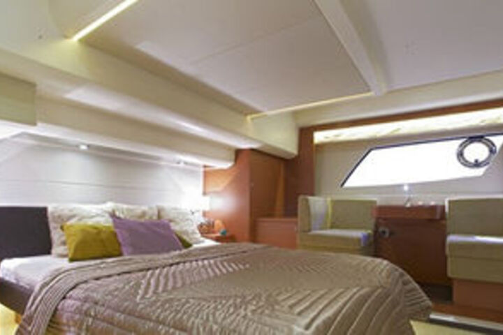 Room 213 of 282