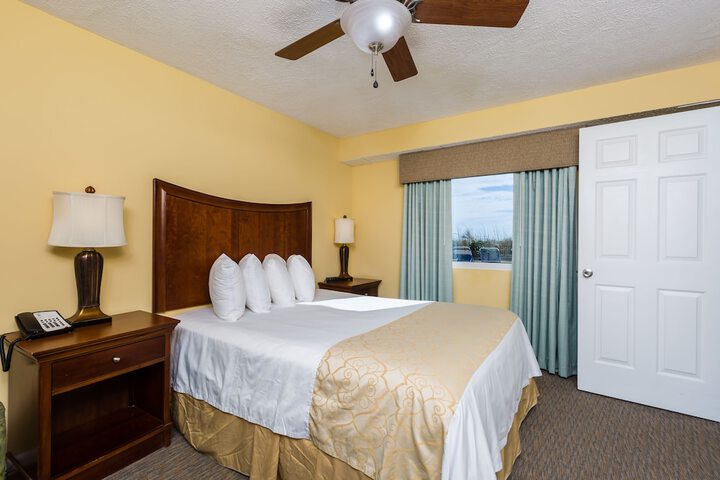 Room 4 of 53