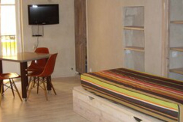 Room 14 of 16