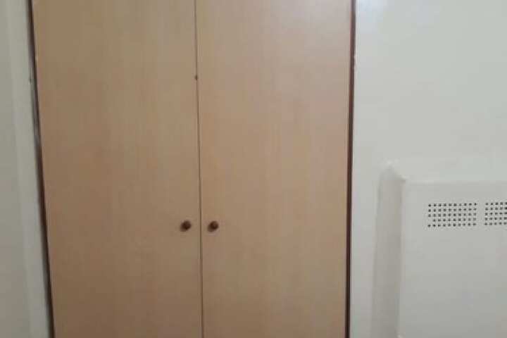 Room 7 of 32