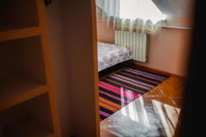 Room 3 of 13