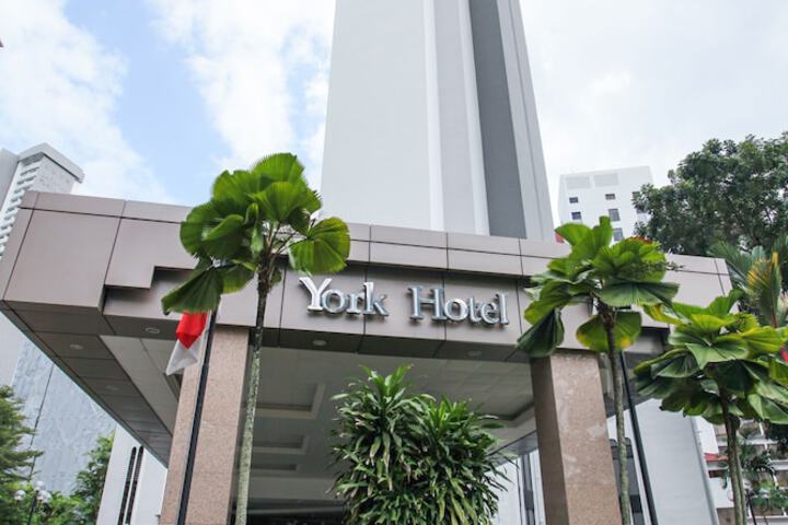 Hotel 74 of 75