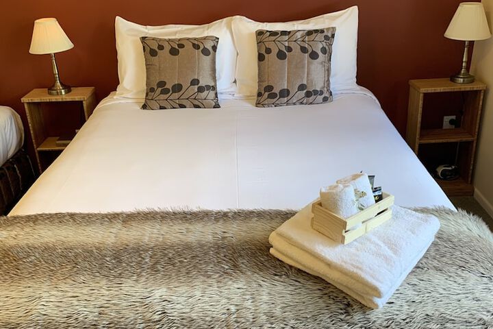 Room 15 of 43