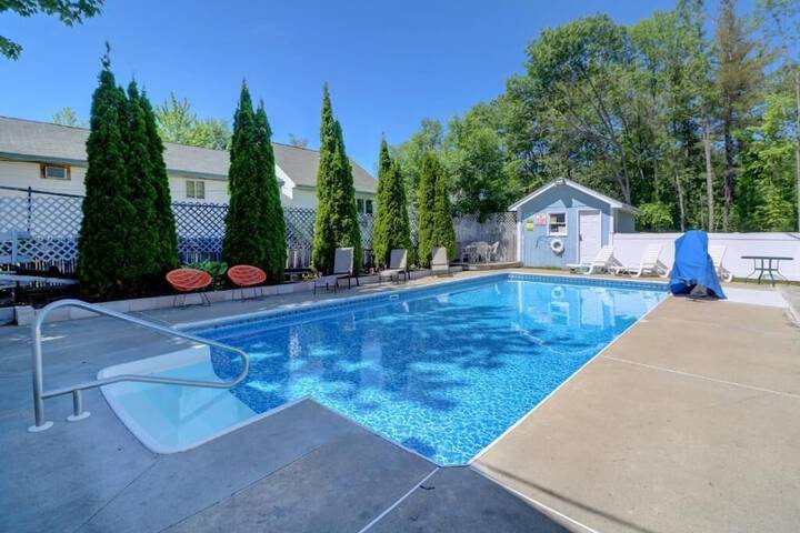 Pool 41 of 58