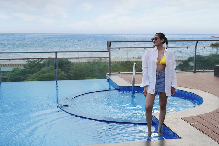 Pool 40 of 62