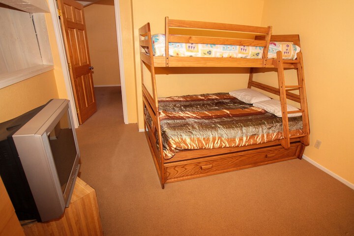 Room 17 of 70