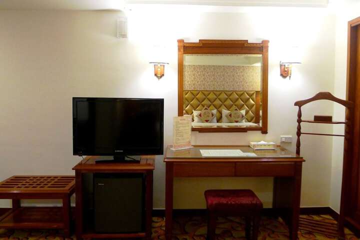 Room 16 of 81