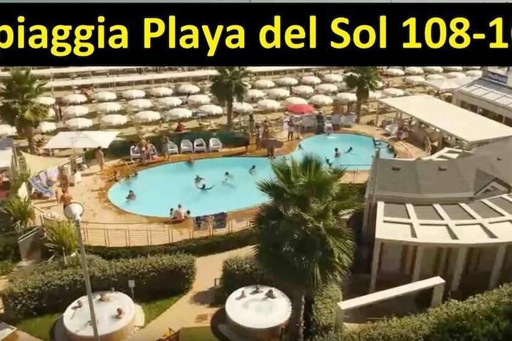 Pools & Facilities