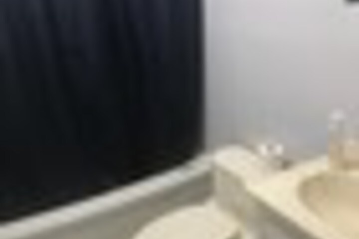 Room 83 of 117