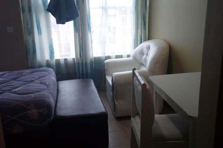 Room 7 of 73
