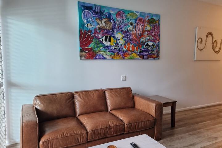 Room 98 of 272