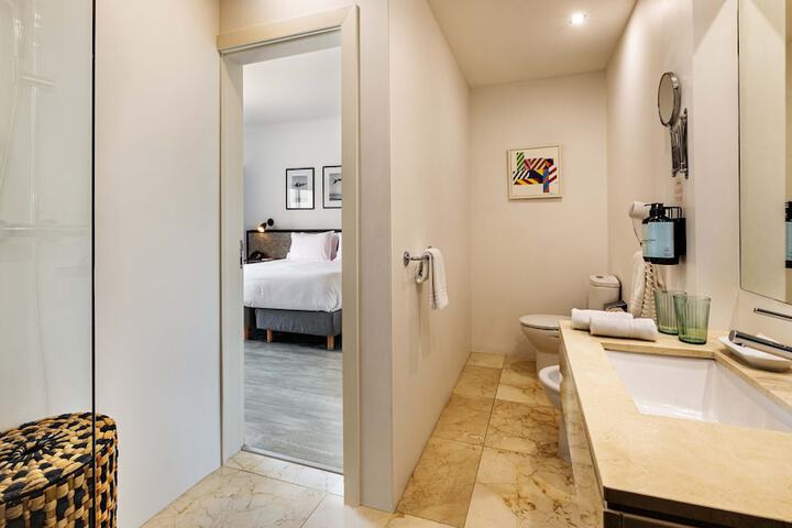 Bathroom Interior Photo