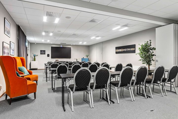 Meeting 102 of 117