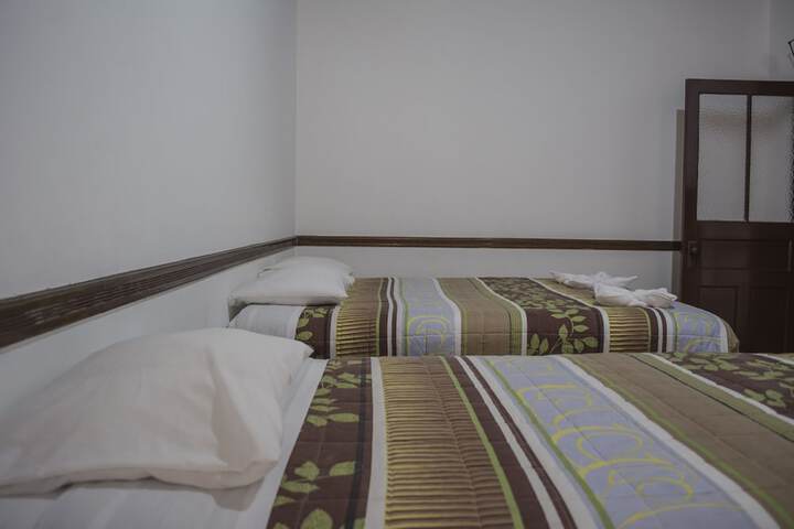 Room 27 of 59