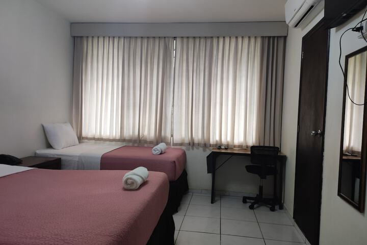 Room 7 of 34