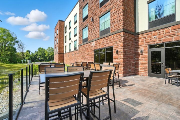 Terrace/Patio 98 of 109