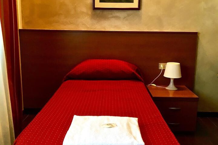 Room 21 of 71