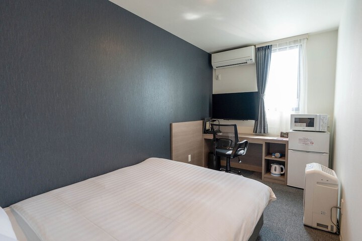 Room 6 of 22