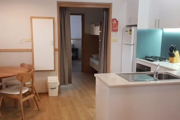 Room 30 of 91