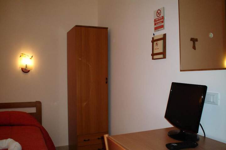 Room 19 of 51