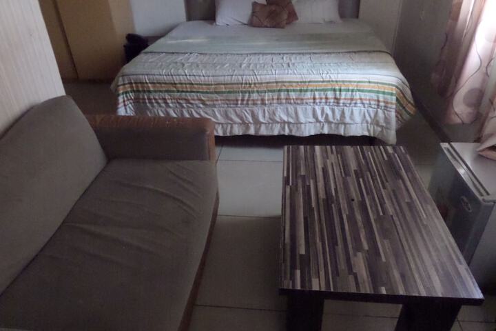 Room 7 of 19