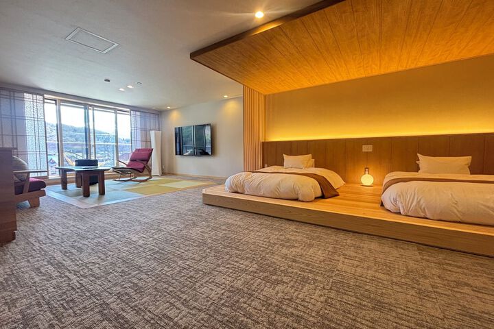 Room 9 of 48