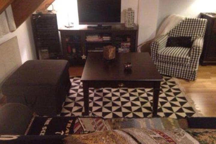 Room 6 of 23