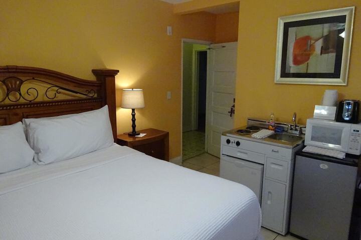 Room 26 of 141