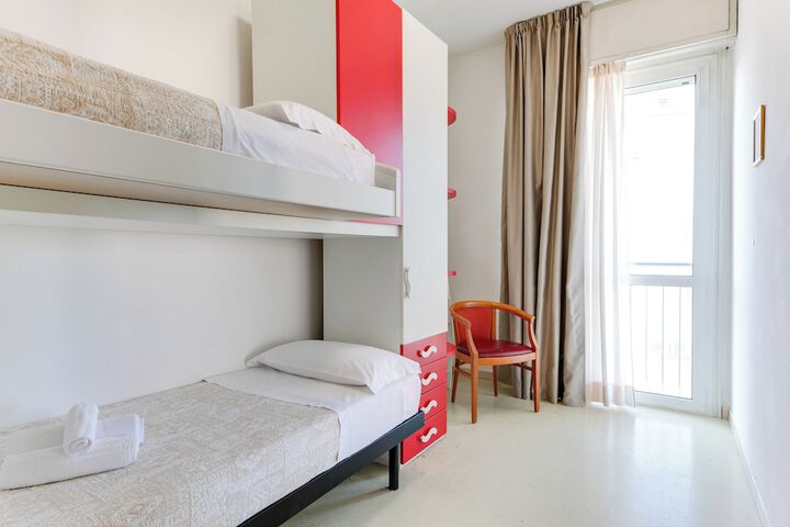 Room 20 of 51