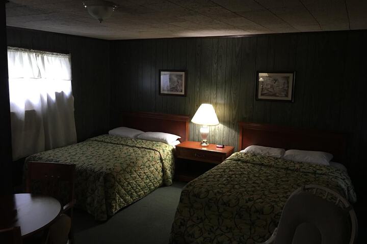 Room 9 of 54