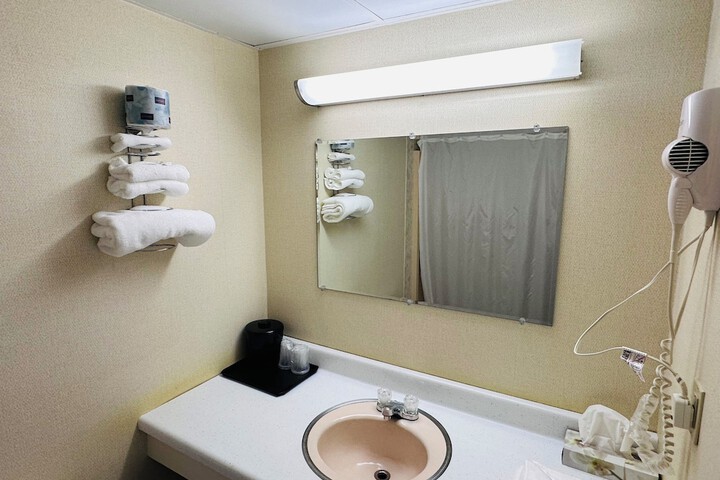 Clean Restrooms
