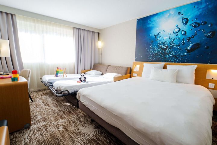 Room 15 of 113