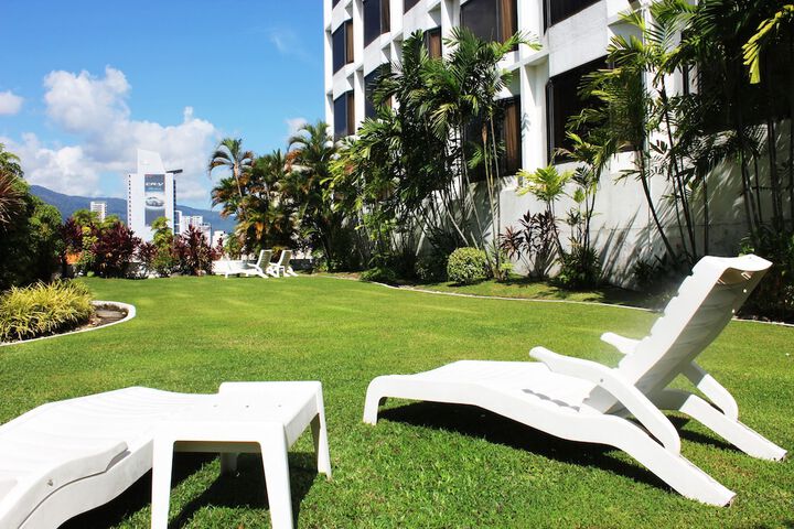 Hotel Exterior 67 of 71