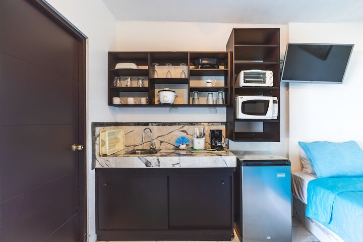 Room 9 of 155