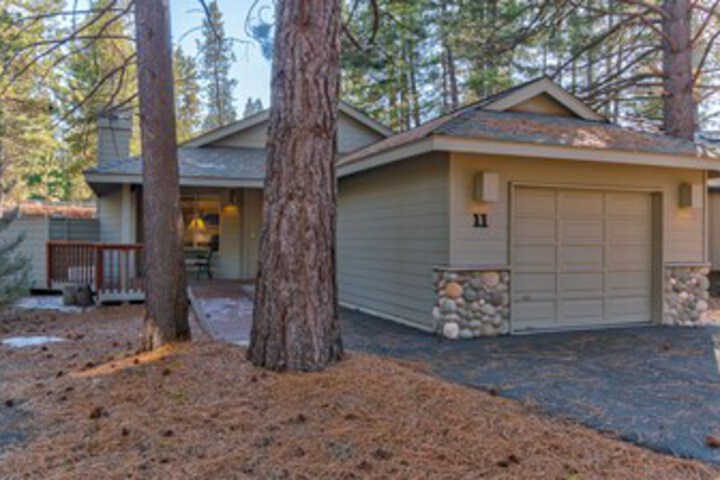 Coyote Lane #15 by Village Properties at Sunriver