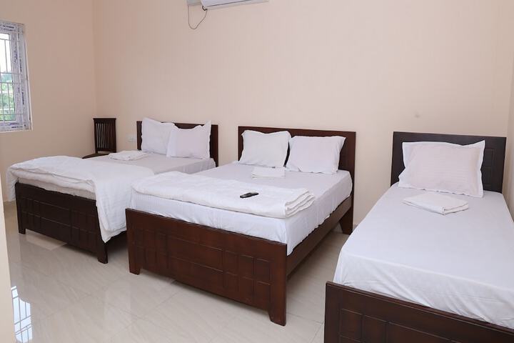Room 18 of 22