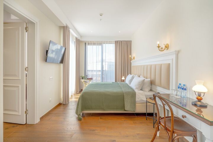 Room 26 of 60