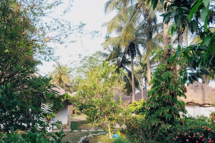 Hotel Exterior 105 of 151