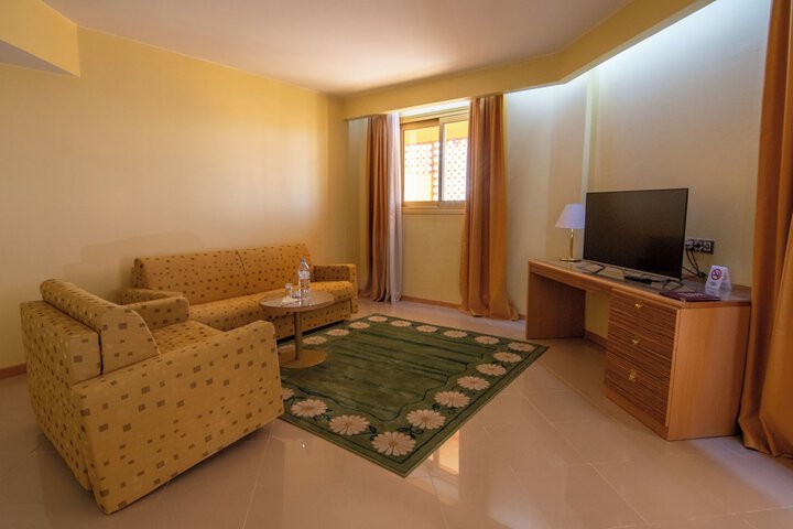 Room 19 of 68