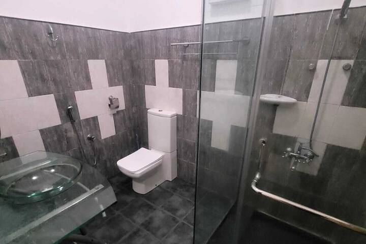 Room 15 of 20