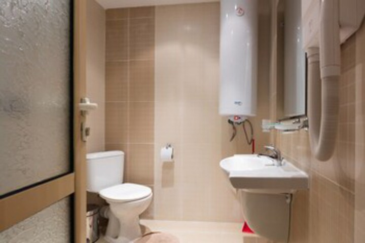 Room 3 of 19