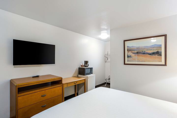 Room 9 of 22